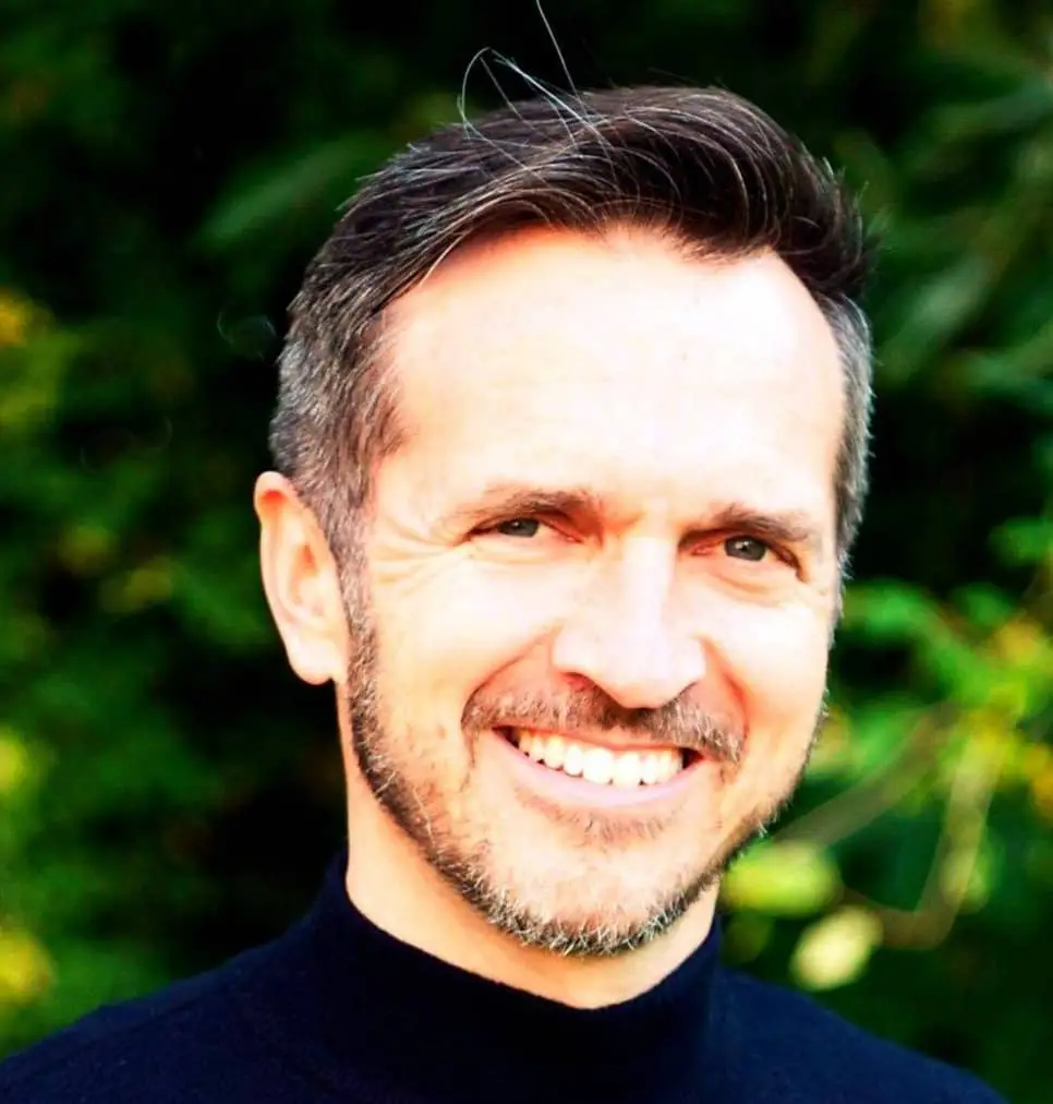 Simon Wakeman, creator of the Fractional Executive Launchpad course